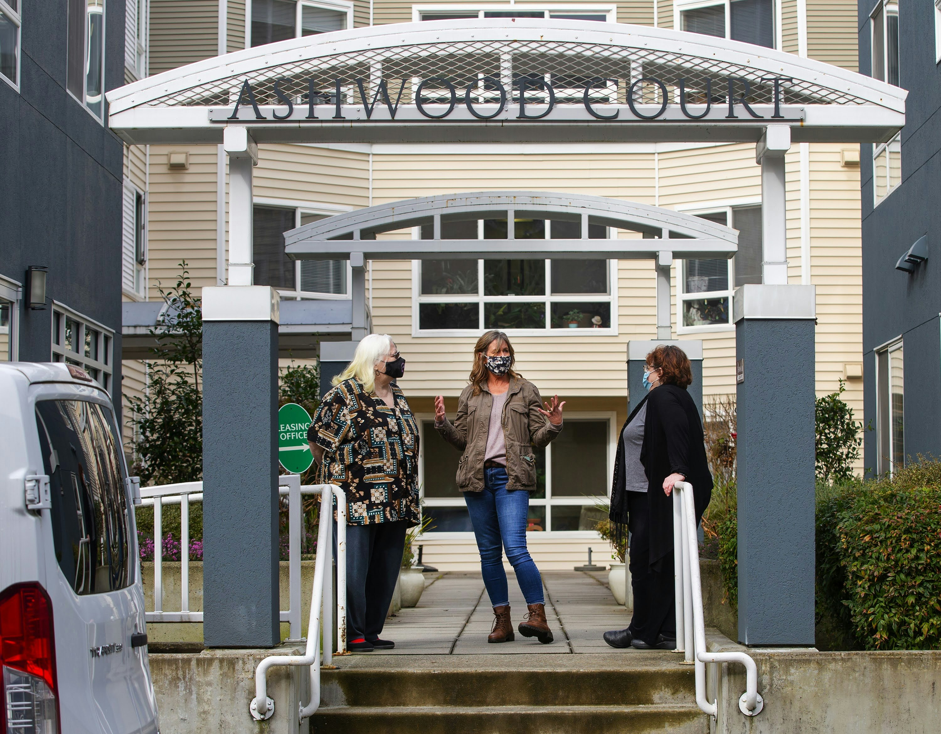 KUOW - Financial wrangling over federal low-income housing program rules affected a Bellevue property - Vimarsana News