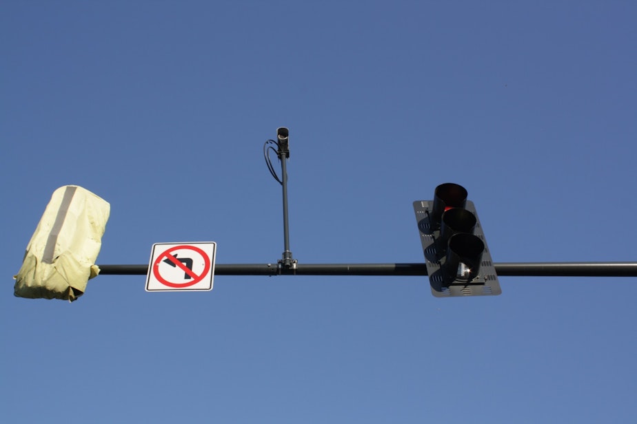 caption: A traffic camera on Mercer Street