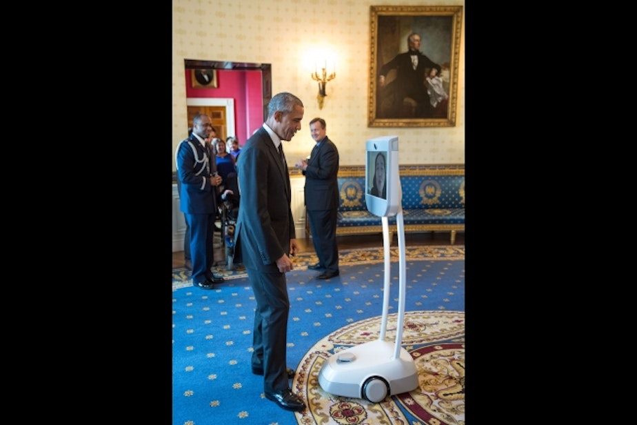 caption: Alice Wong meets Barack Obama via telepresence robot in 2015. Obama appointed Alice to the National Council on Disability in 2013.
