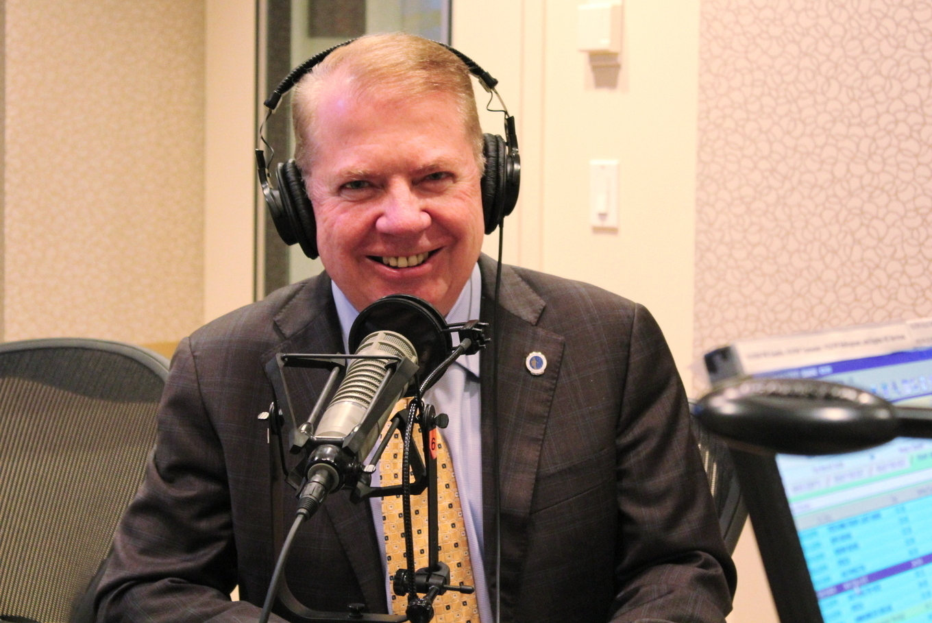 caption: Seattle Mayor Ed Murray