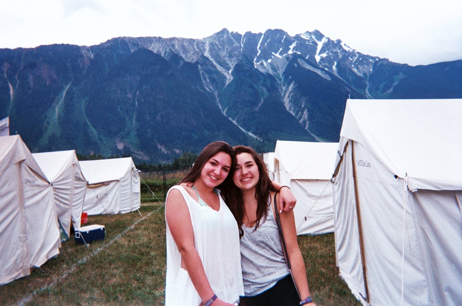 caption: Anna Konsmo (left) and Payton Curtis in 2014 before their senior year of high school. They stayed close while Curtis spent part of her senior year in a rehab facility.