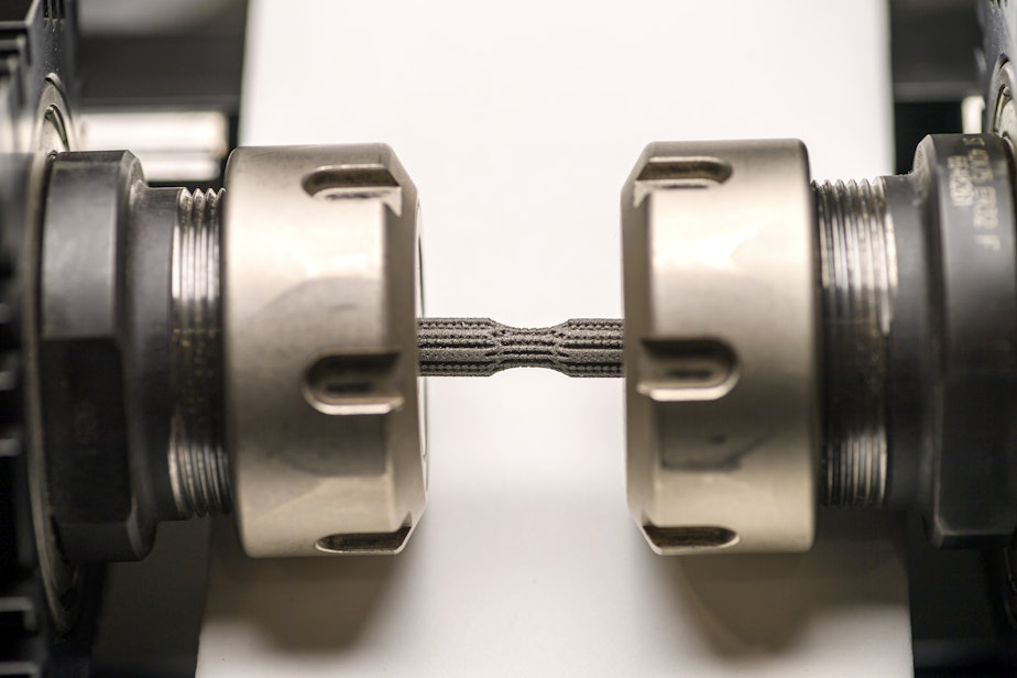 caption: WSU researchers tested the new 3D-printed material's resistance to fatigue.