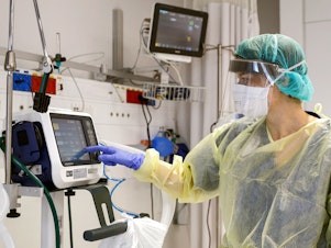 caption: A demonstration of a ventilator for future patients with coronavirus at Samson Assuta Ashdod University Hospital in Ashdod, Israel.