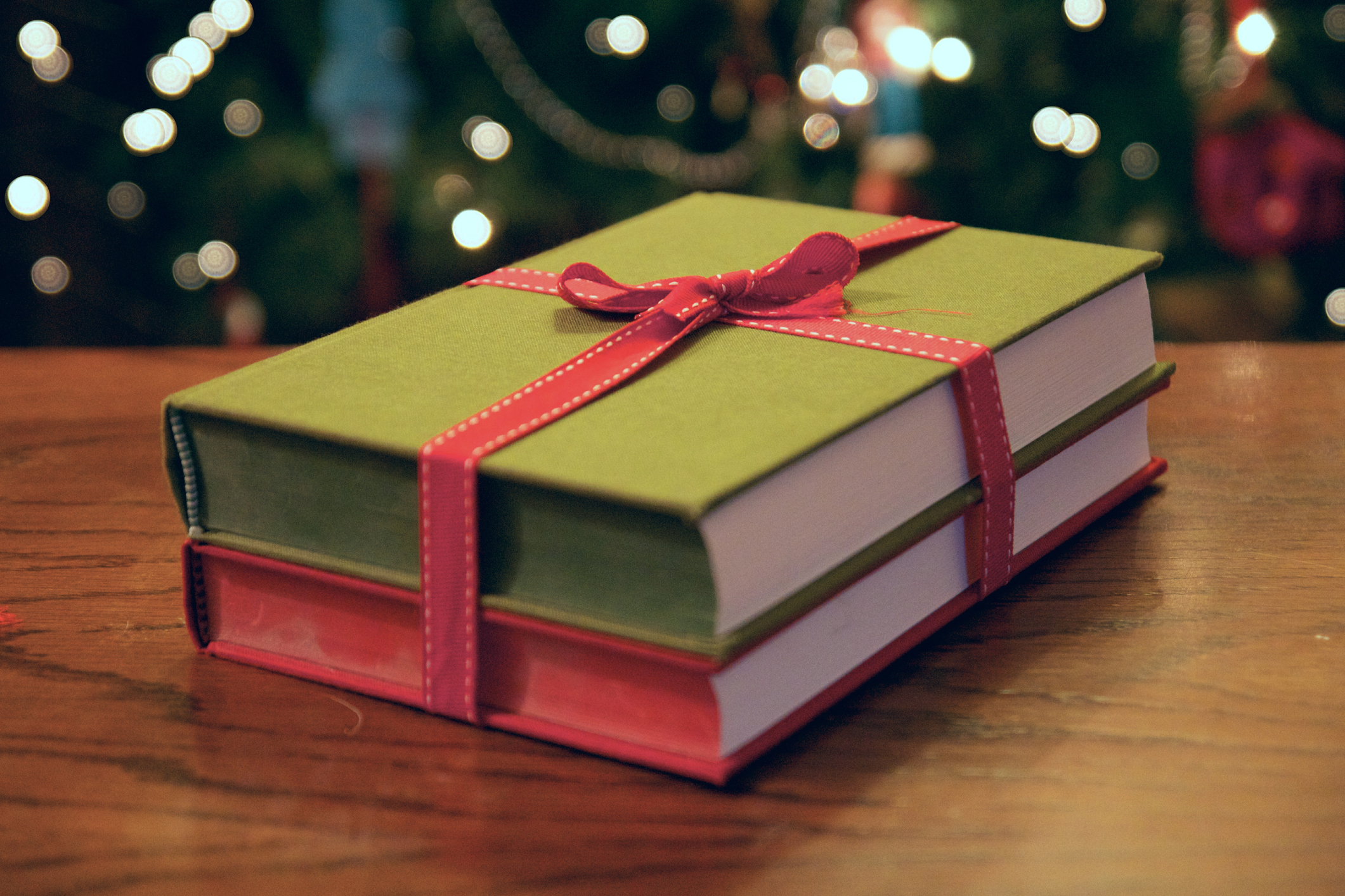 Cozy Gift Ideas for Book Lovers - Read! Bake! Create!