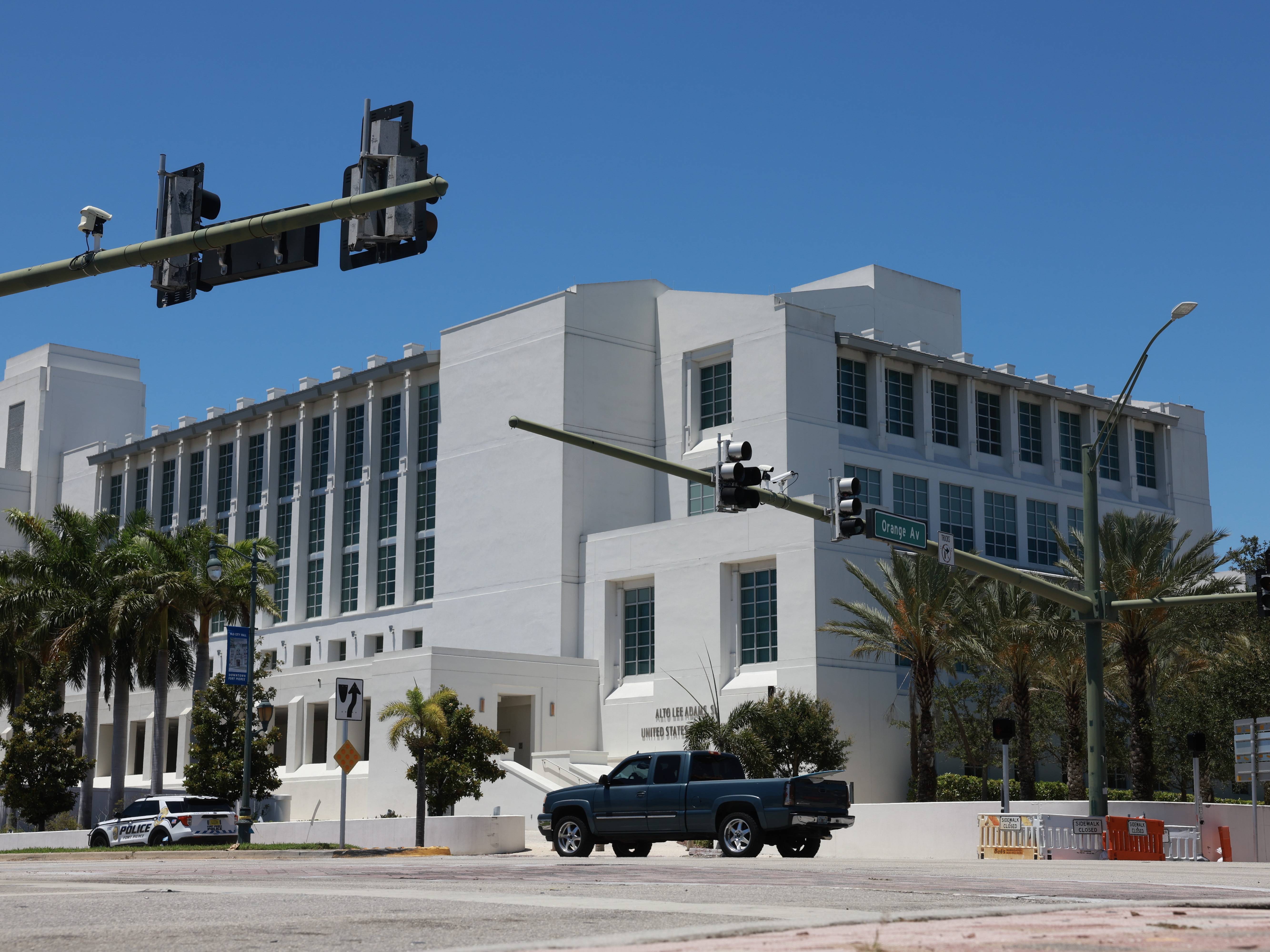 caption: The federal courthouse, where U.S. District Judge Aileen Cannon, holds hearings for former President Donald Trump in Fort Pierce, Fla.
