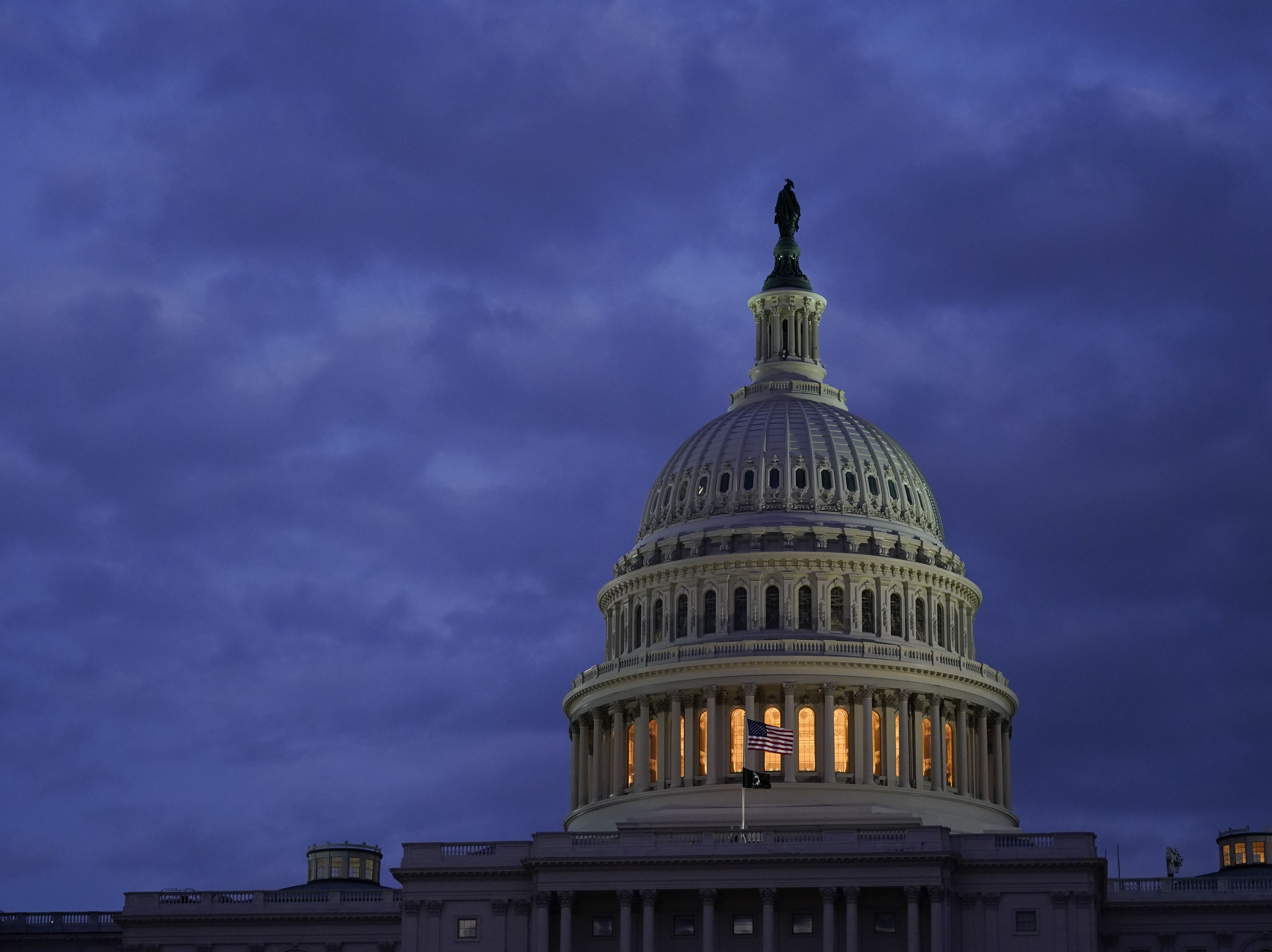 caption: U.S. Capitol Police ordered the evacuation of the Capitol complex after an unidentified single-engine plane was spotted in a restricted airspace. The plane was part of a planned military flyover of nearby Nationals Park, though the Capitol Police had not been given advance notice of the flight.