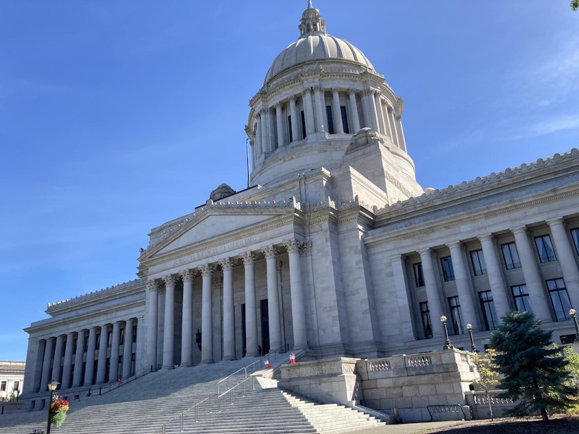 caption: Of Washington’s roughly 800 lobbyists, nearly one-in-five previously worked in state government or served in elected office. That’s according to a first-of-its-kind analysis by the public radio Northwest News Network and The Seattle Times.