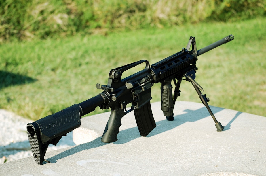 caption: An M16 rifle.