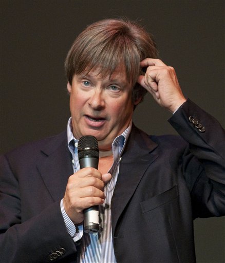 caption: Comedian Dave Barry has written a new book about raising his daughters.