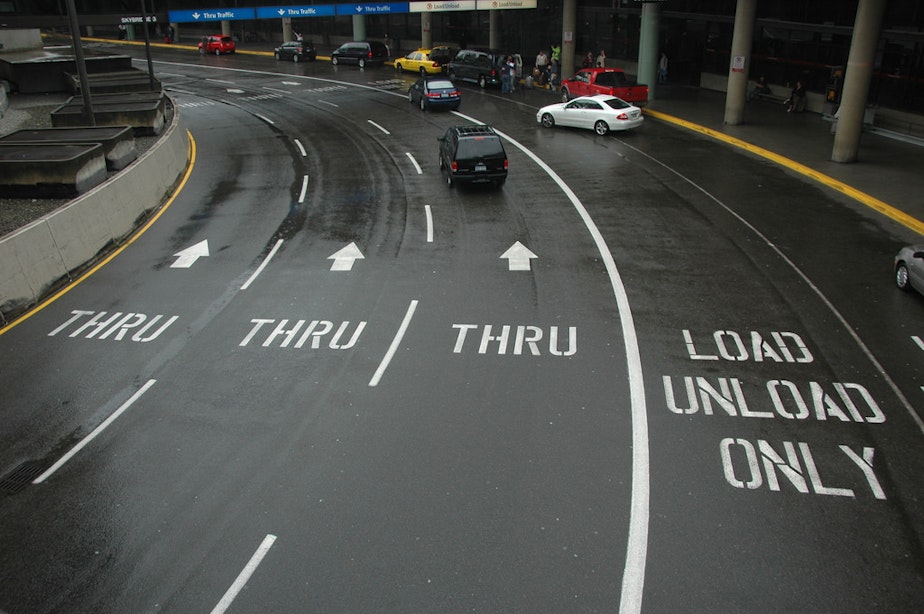 caption: The road that winds around Sea-Tac Airport.