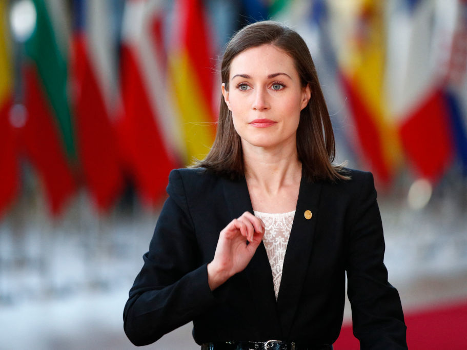 caption: Finnish Prime Minister Sanna Marin has faced a backlash over videos that surfaced of her dancing and singing with her friends.