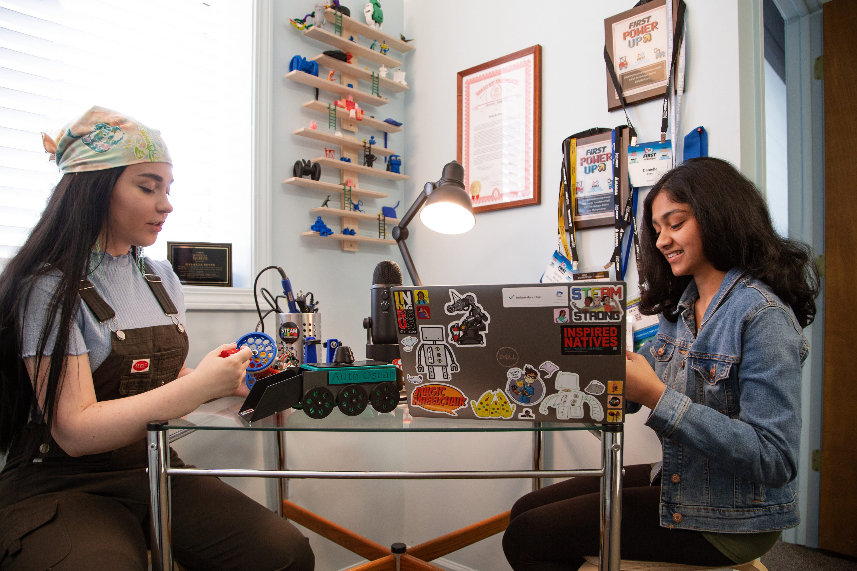 caption: Danielle Boyer and mentee Vinaya Gunasekar build robots together at The STEAM Connection. (Courtesy of Danielle Boyer)