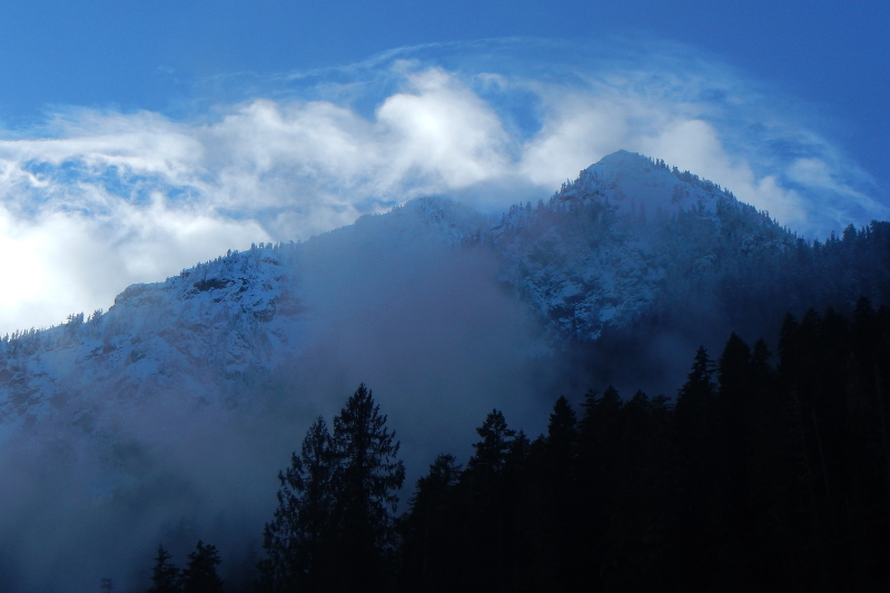 caption: Jumbo Mountain in the north Cascade Mountains, Jan. 12, 2025. 