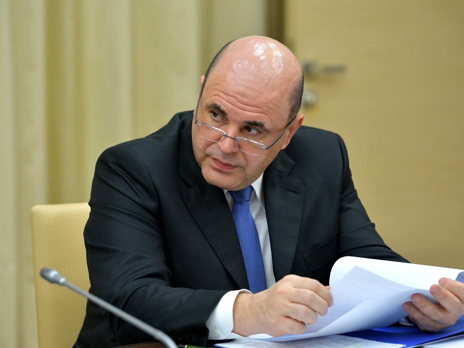 caption: "I have to observe self-isolation and follow orders of doctors,"  Russian Prime Minister Mikhail Mishustin said. "This is necessary to protect my colleagues."