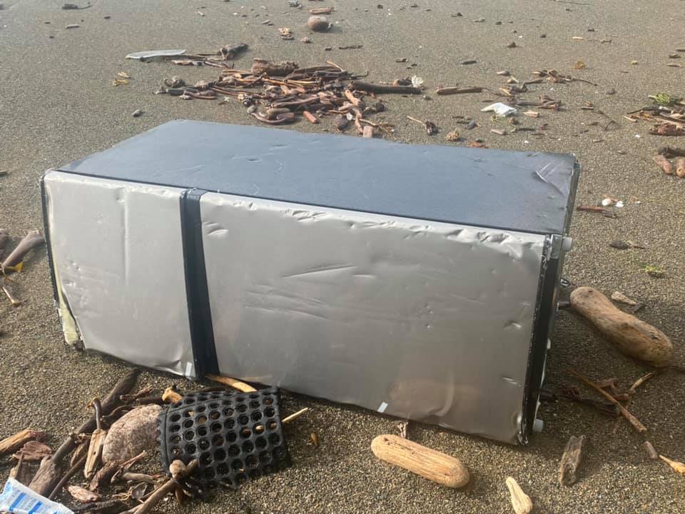 KUOW - Ship that spilled 100+ containers could have ridden