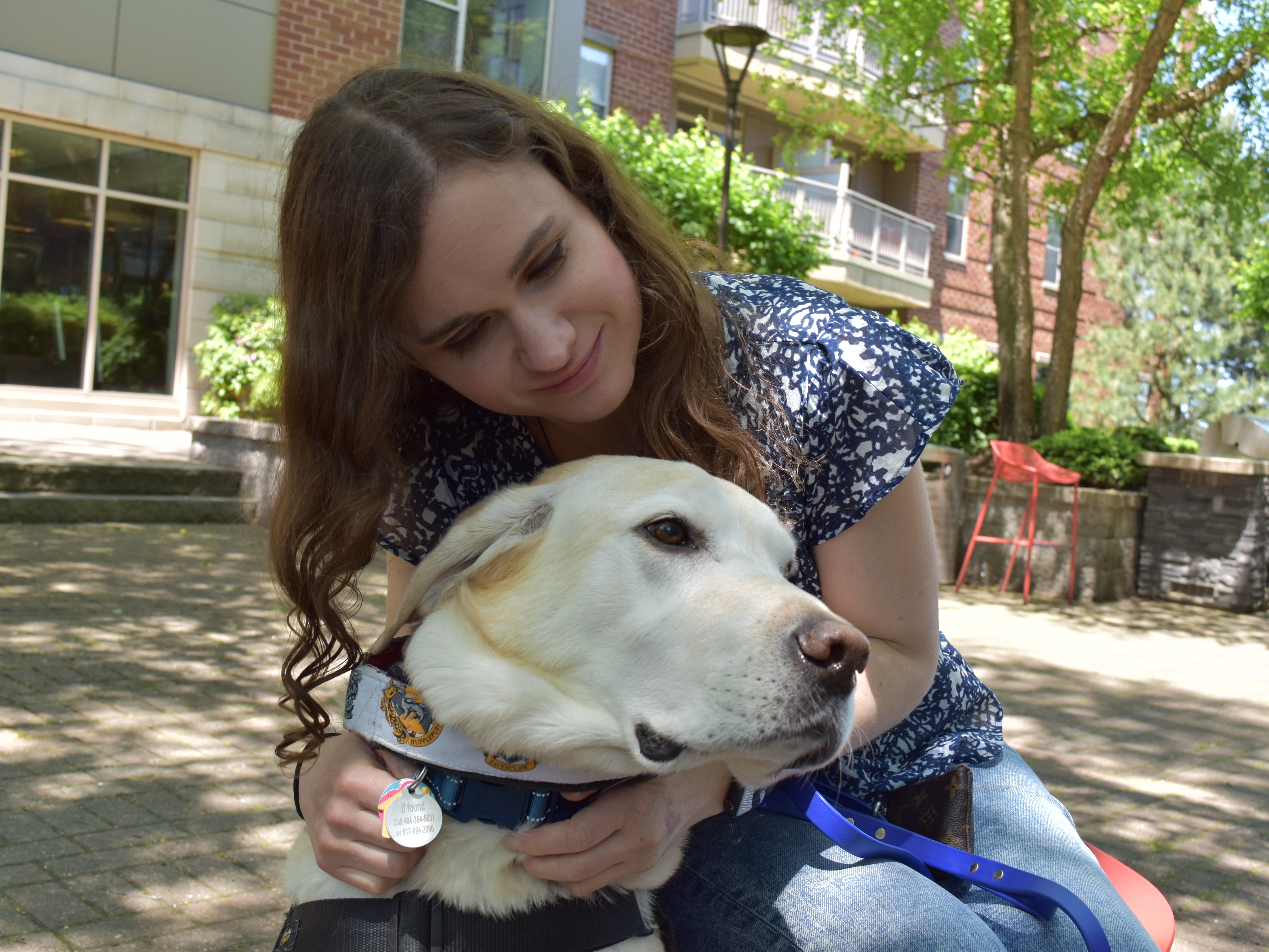 caption: Jessica Chaikof was born with Usher 1F syndrome, which results in congenital deafness and eventual blindness.