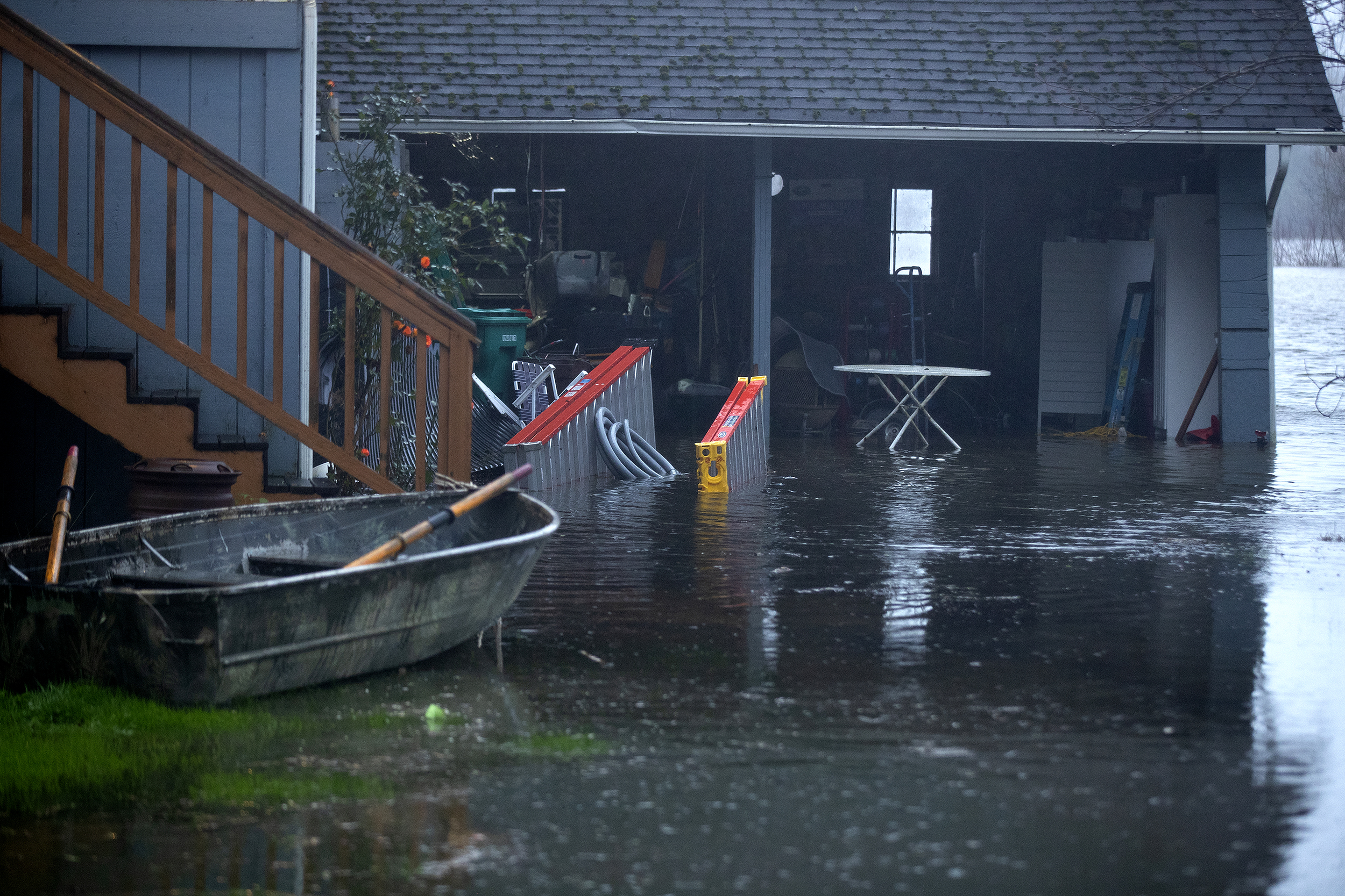 KUOW - 'GO NOW.' 100,000 evacuated in historic Skagit flood