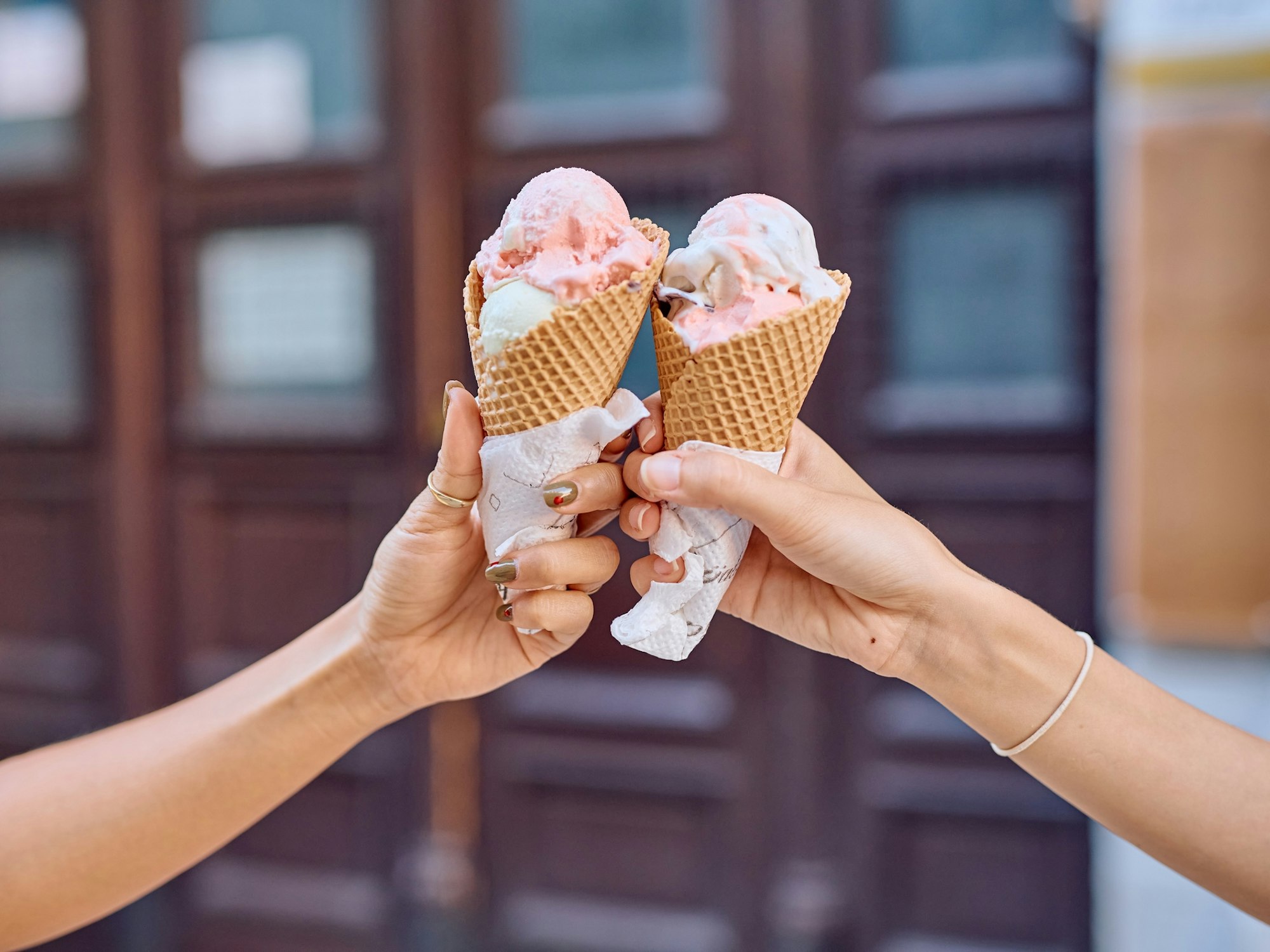 Eat your ice cream for a long, healthy life? This doctor says so episode artwork