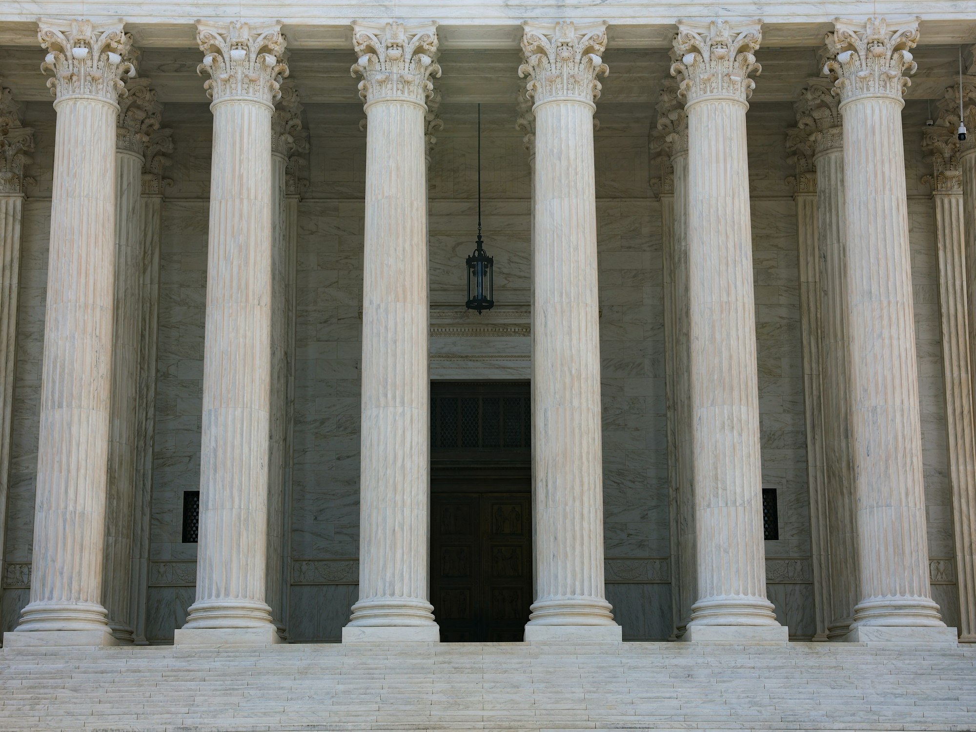 Supreme Court rules that prison guards can't be sued for shaving Rastafarian's head