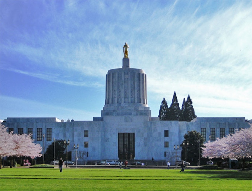 caption: Oregon Capitol Building.