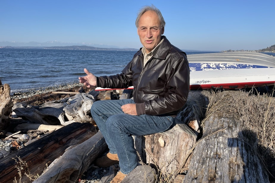 caption: Ken Workman, Duwamish elder and great, great, great, great grandson of Chief Seattle on the beach in West Seattle.