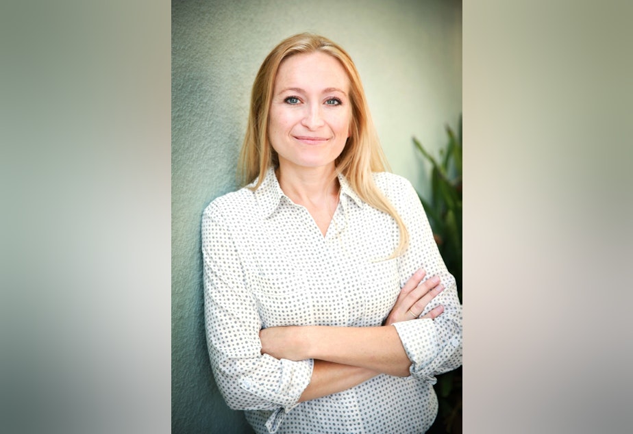caption: Melissa Echo Greenlee is a deaf person in Seattle. She's also the founder and CEO of deaffriendly.com.