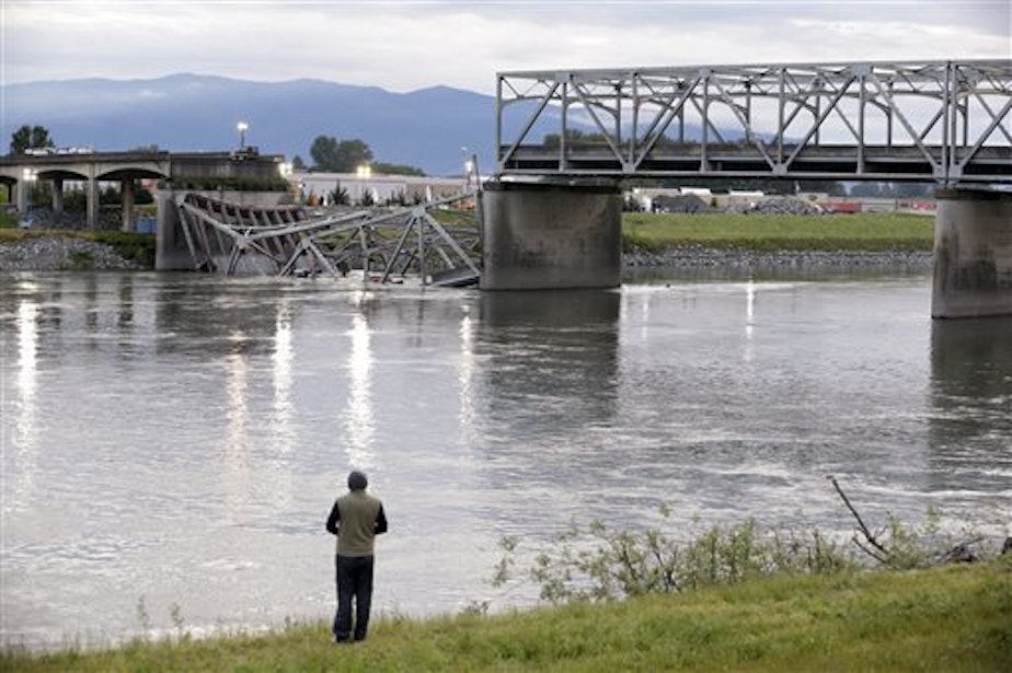 caption: The Skagit River bridge after its collapse on March 23, 2013.