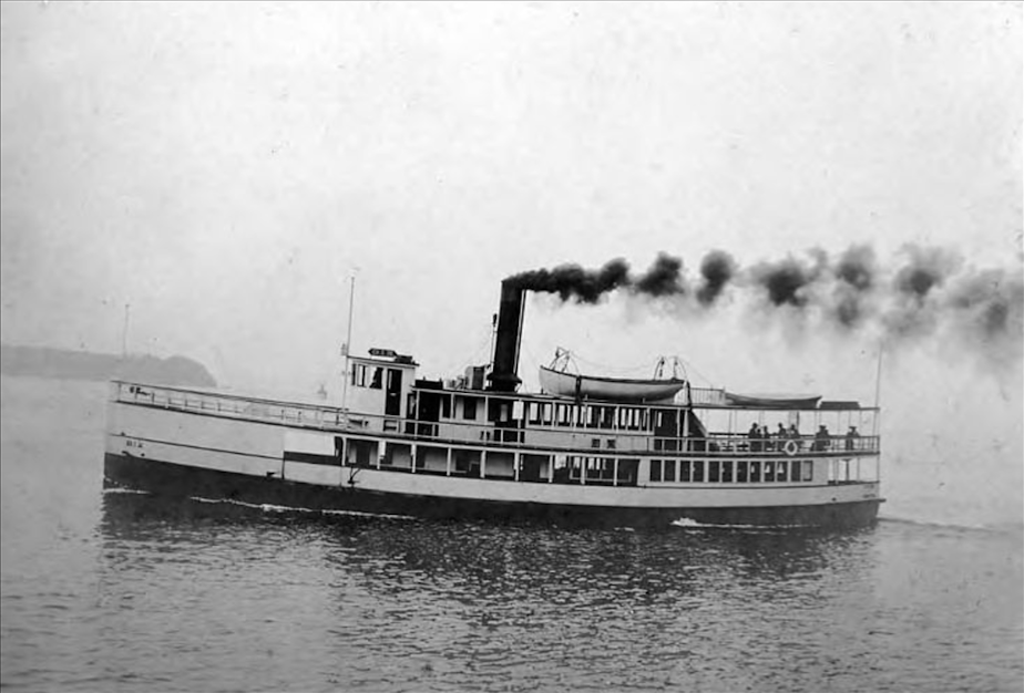 caption: The SS Dix in Puget Sound, 1904-1906.