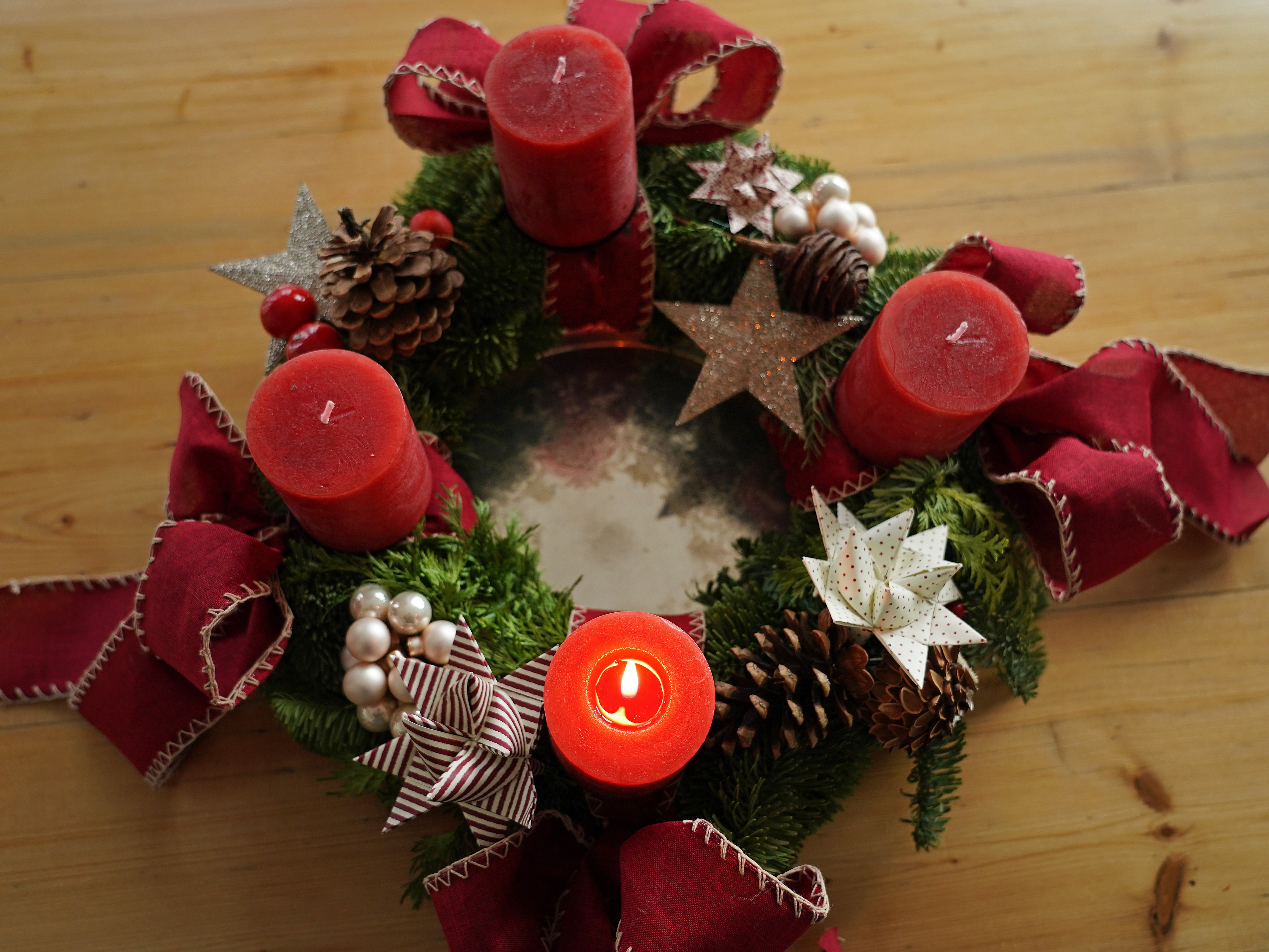 caption: An Advent wreath, traditionally lit in the four weeks leading up to Christmas.