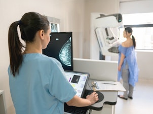 caption: New recommendations from the USPSTF advise that women get biannual mammograms starting at age 40 to detect breast cancers.