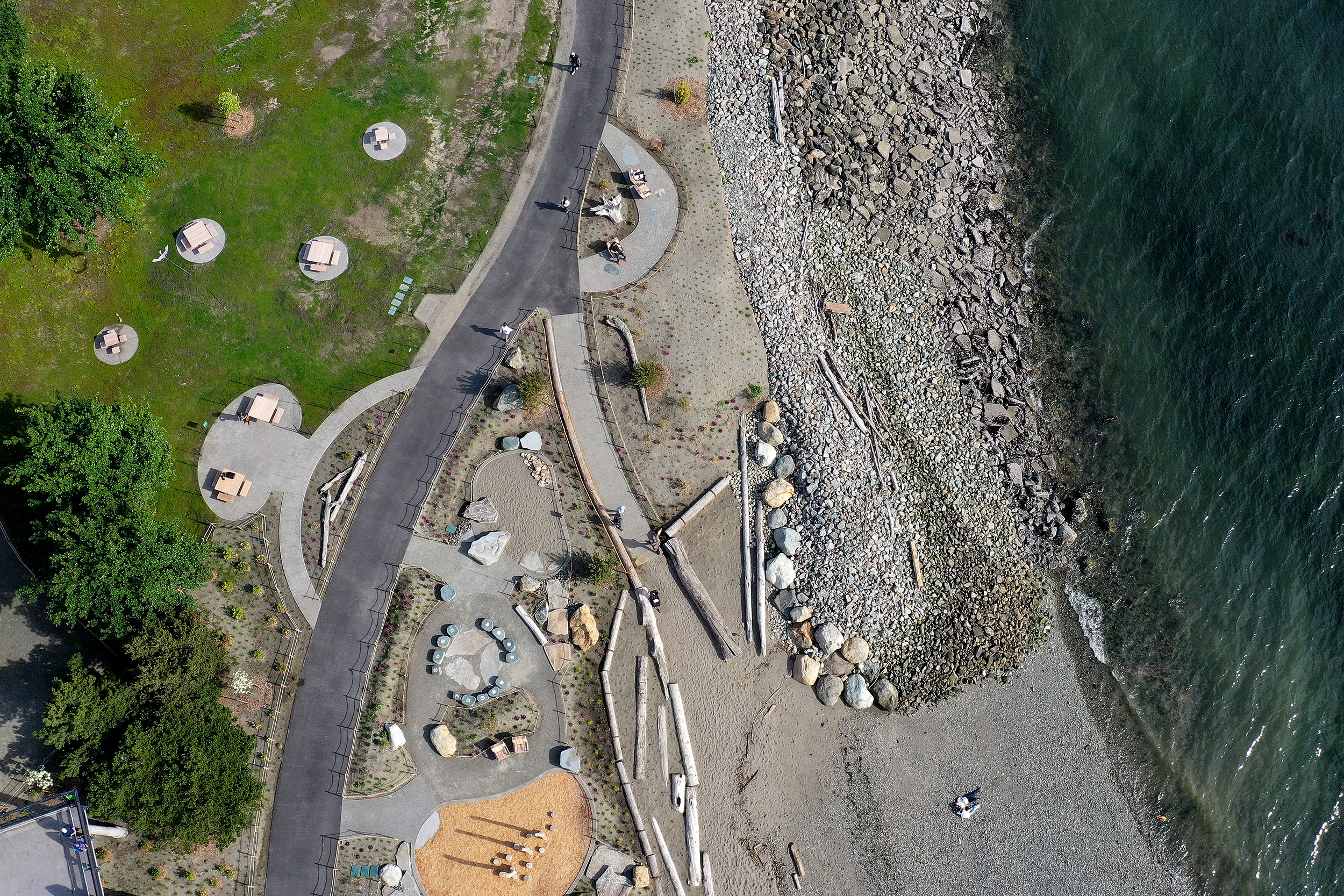 Waterfront parks reopen along Seattle's Elliott Bay