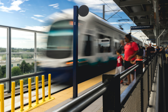 sound transit light rail commute 