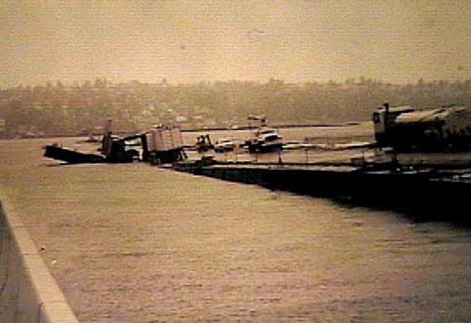 Kuow Looking Back Thanksgiving Flood Sinks Old I 90 Bridge