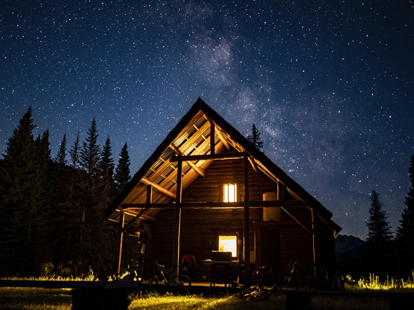 caption: A friend's invitation to fly in for a visit at their vacation cabin came with a request for a COVID precaution that seemed ... not very helpful.