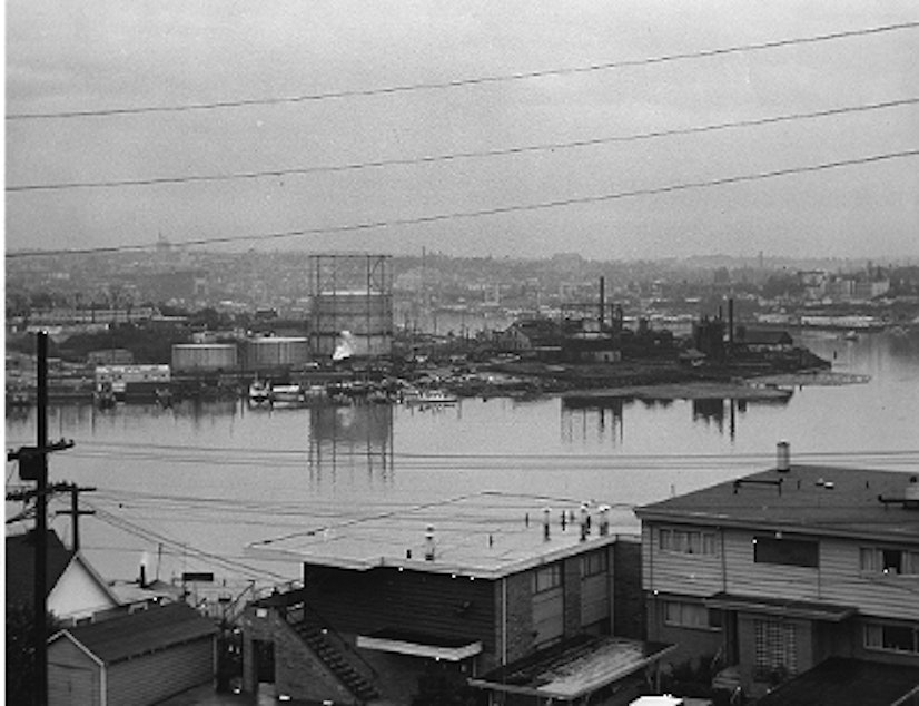 caption: A view of Lake Union in 1960. In the distance is the current location of Gas Works Park. 