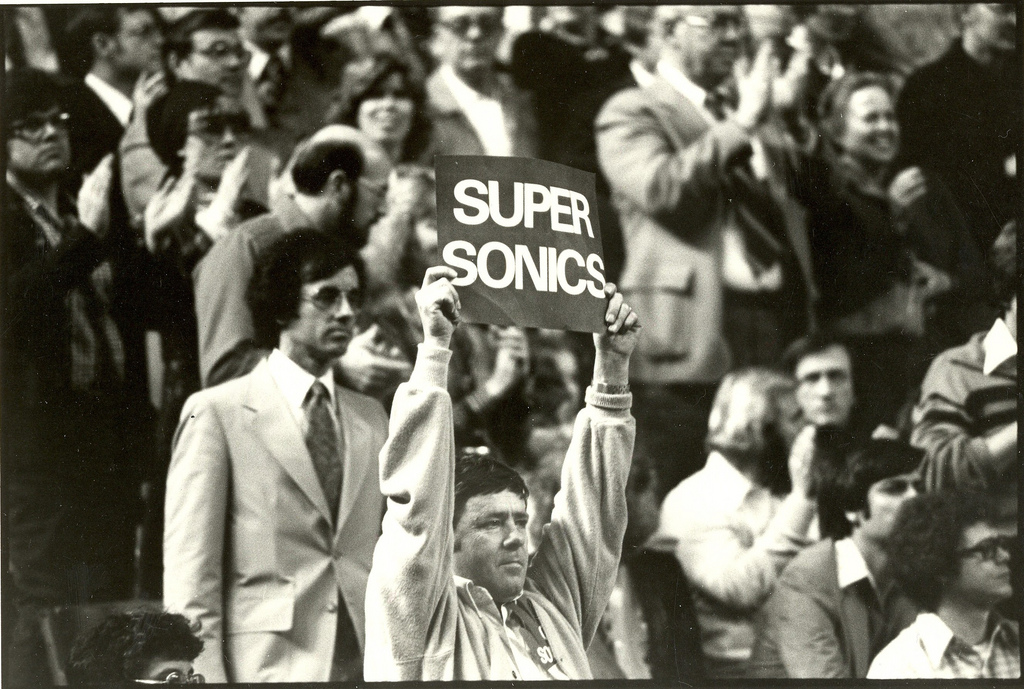 Seattle NBA Fans Still Fighting to Get SuperSonics Back Years Later -  Bloomberg