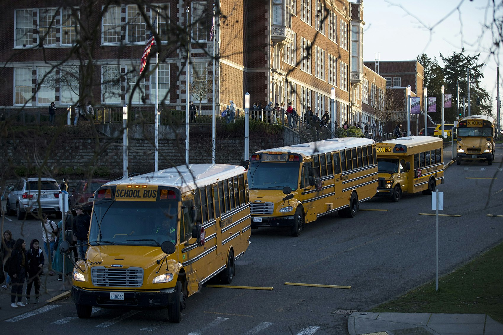 KUOW - Police, security staff patrol two Seattle schools after recent area gun violence - Vimarsana News