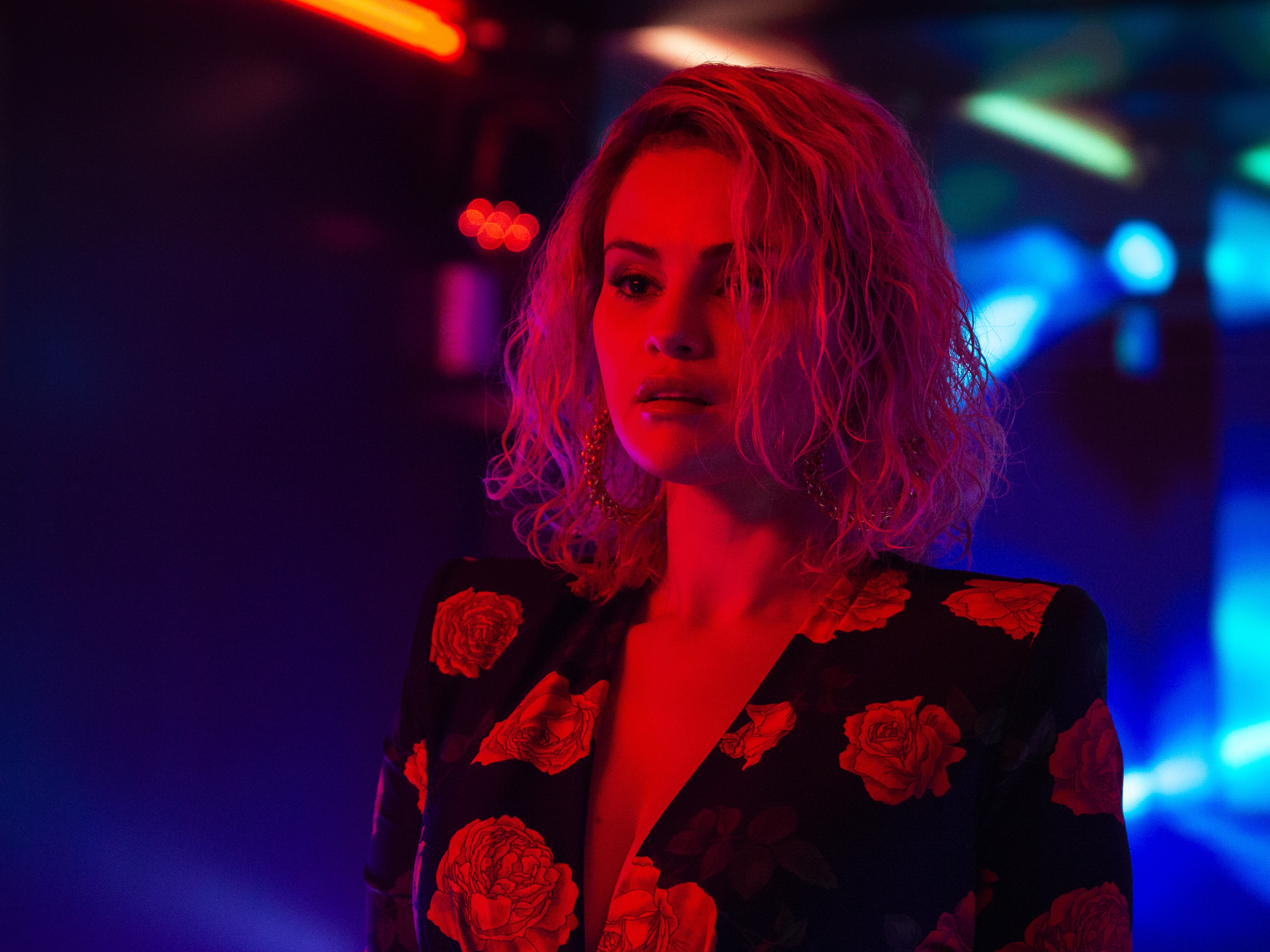 caption: Selena Gomez plays the wife of a Mexican cartel boss in <em>Emilia Pérez.</em>