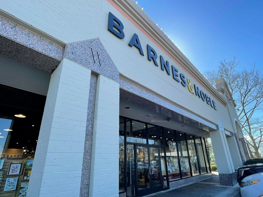 caption: Barnes & Noble opened this new store in Pikesville, Md., as it began its biggest expansion in years.