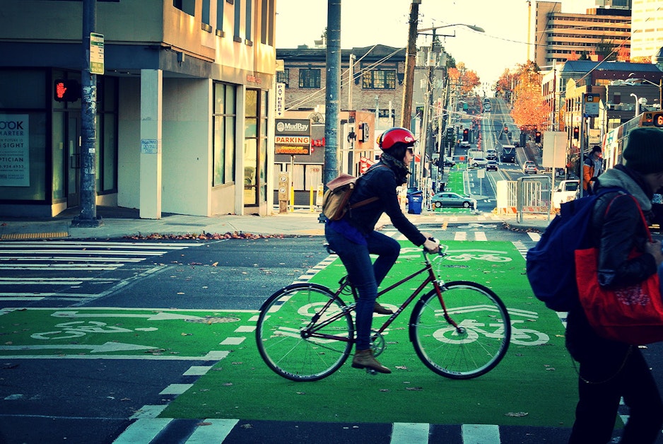 西雅图雨水不断，山地众多。它是如何成为一个骑自行车的城市的？