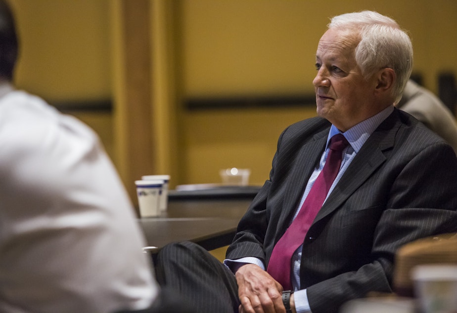 caption: Washington Insurance Commissioner Mike Kreidler