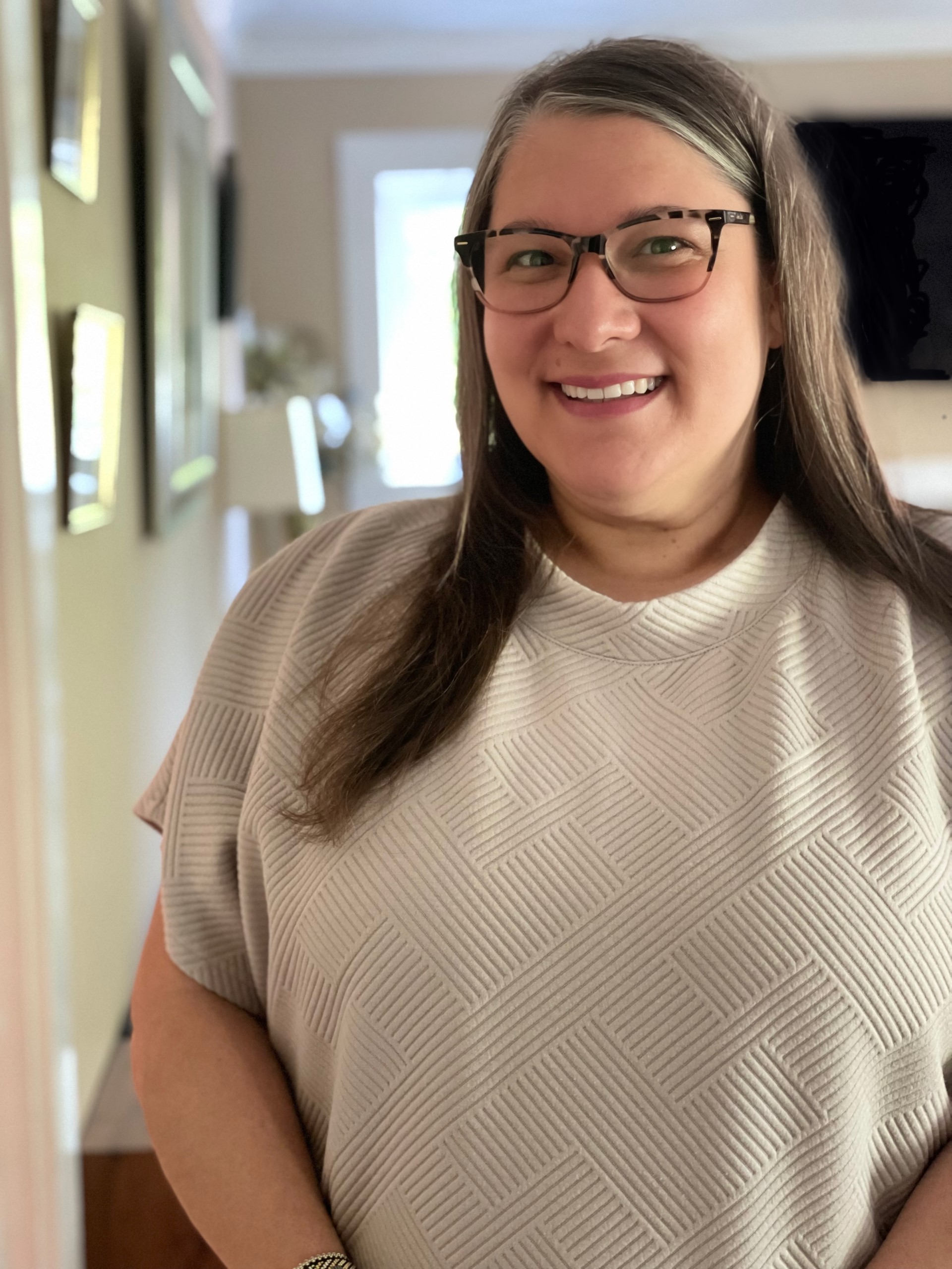 Annette Promes Headshot