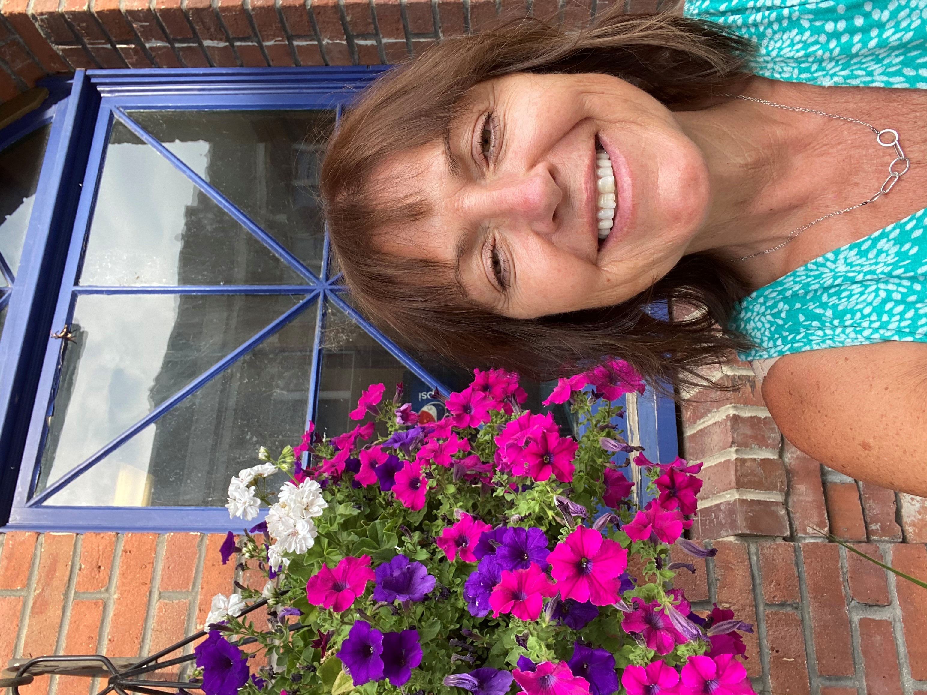 caption: Jana Pagaran