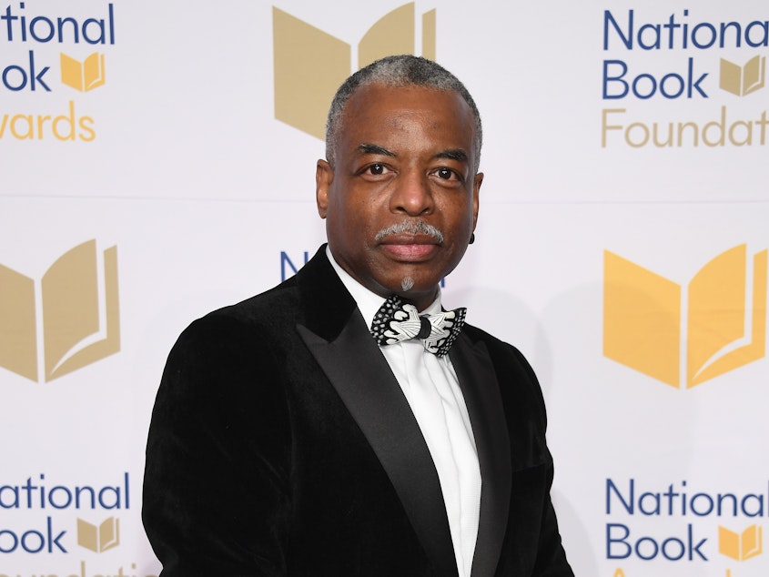 caption: LeVar Burton hosted the National Book Awards in 2019. He'll host again this year, replacing Drew Barrymore.