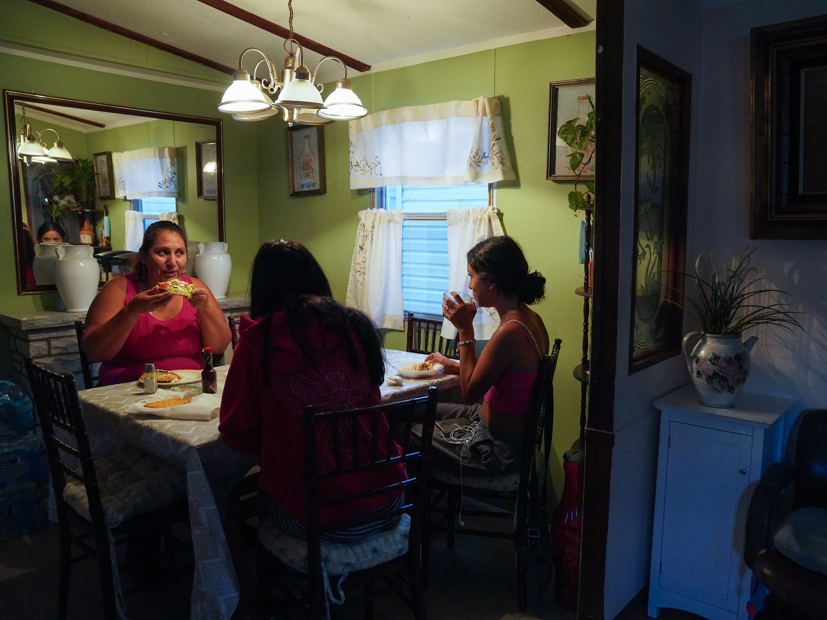 caption: Carla Claure's daughters prefer eating homemade meals at home than the "nasty" food served at school.