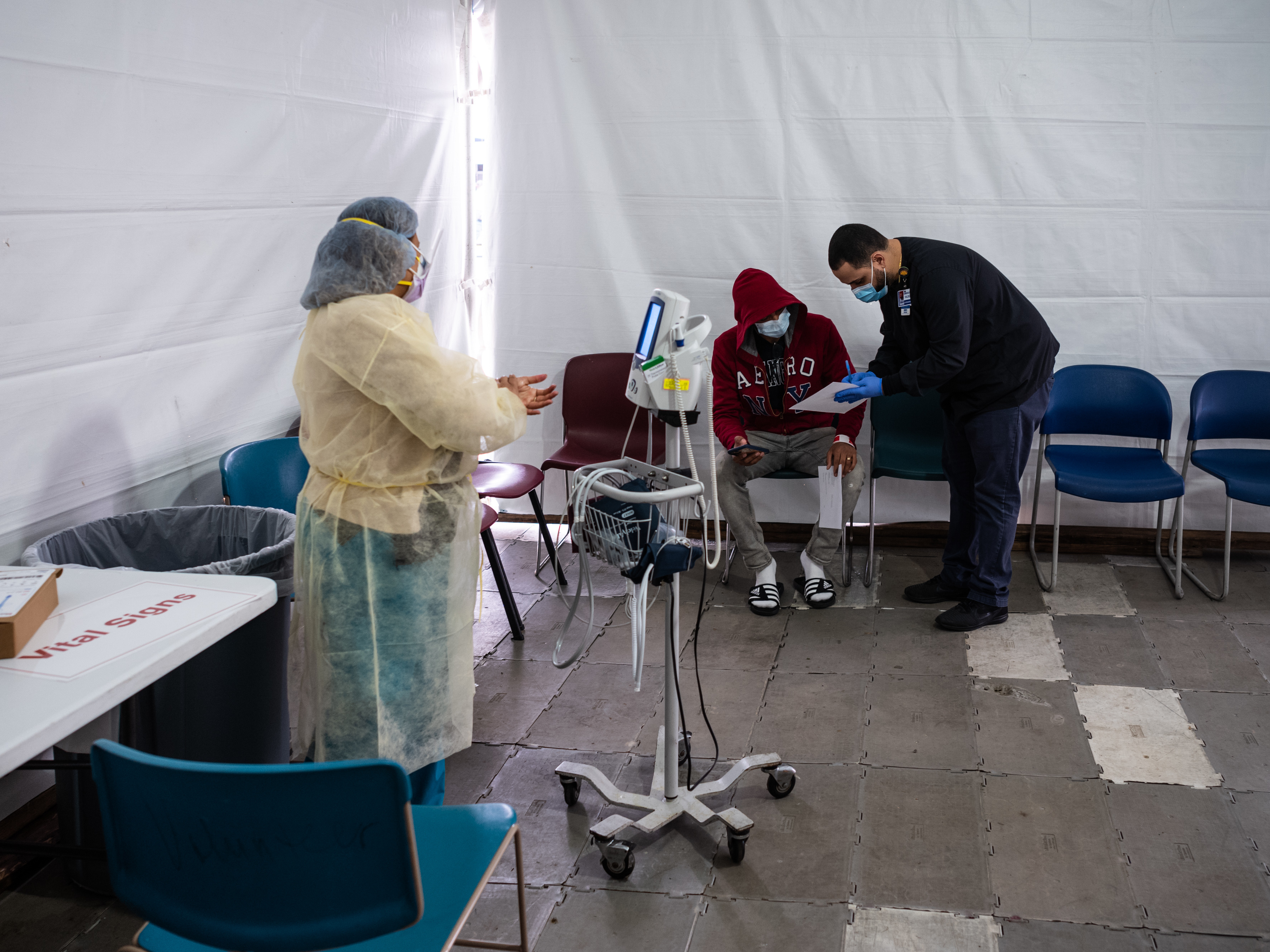 caption: A spokesperson for St. Barnabas Hospital said Monday that it takes four to six days for the hospital to receive coronavirus test results.