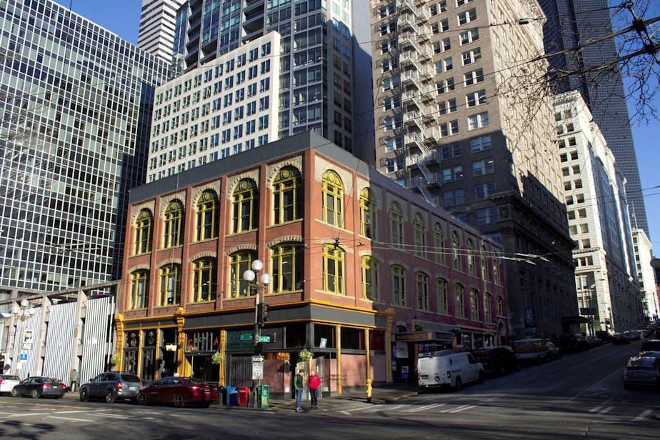 caption: Good Arts Building and home of Jane's '57 Biscayne at 1st & Cherry in 2017