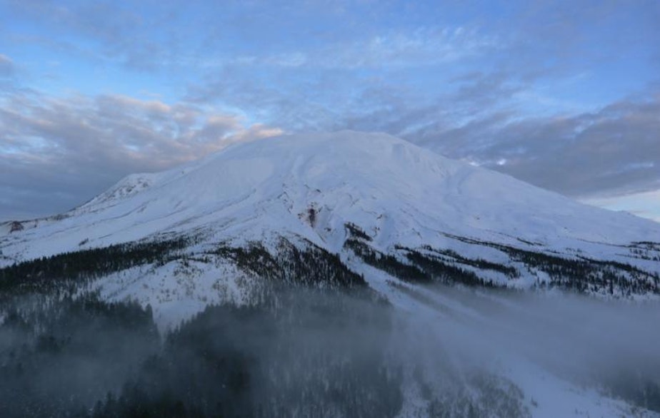 caption: The southwest side of Mount St. Helens as viewed from a USGS helicopter crew.
