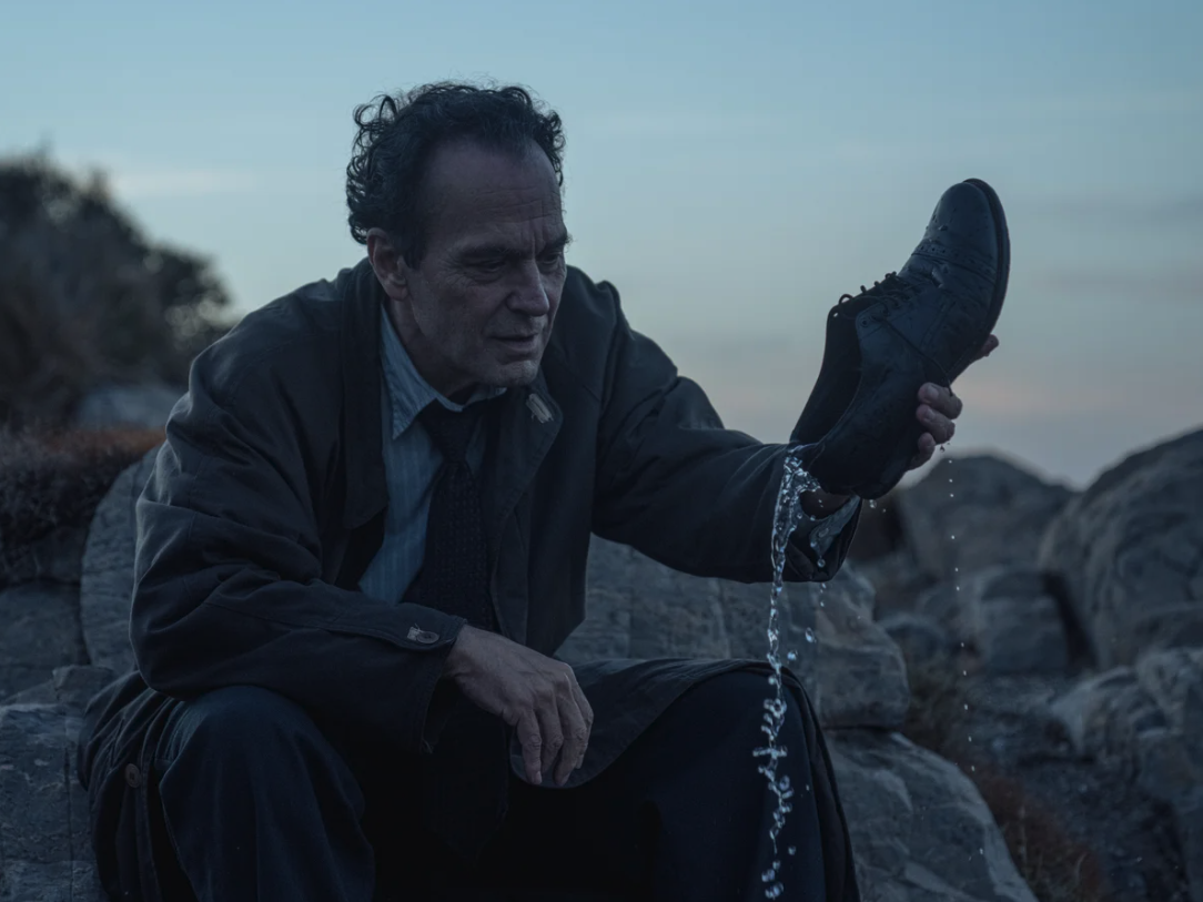 caption:  José Coronado plays film star Julio Arenas in <em>Close Your Eyes.</em>