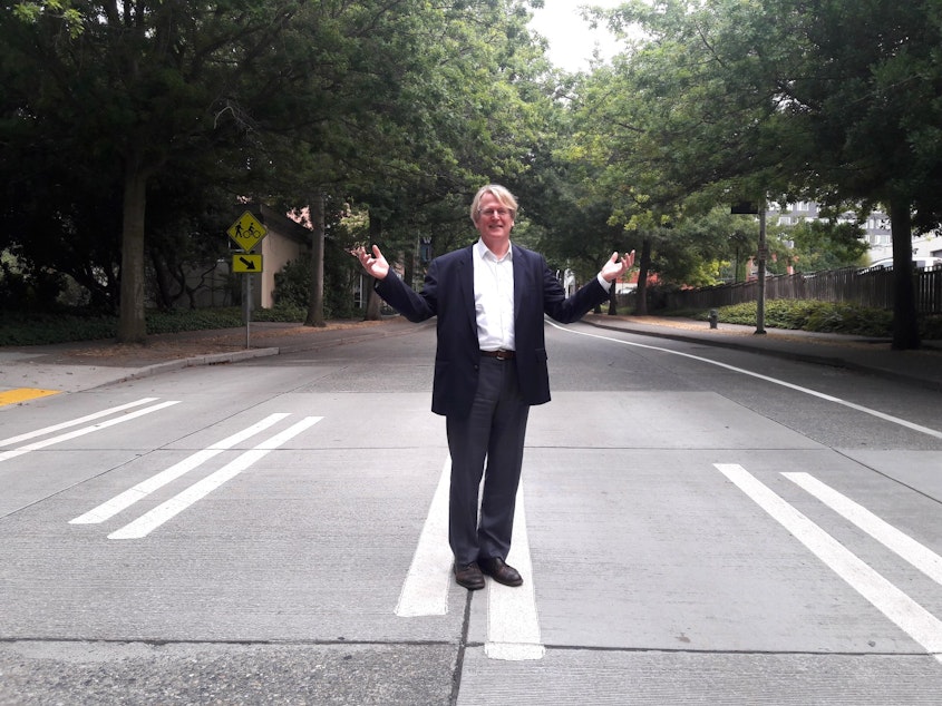 caption: Steve Moddemeyer on Brooklyn Avenue in Seattle's U-District.